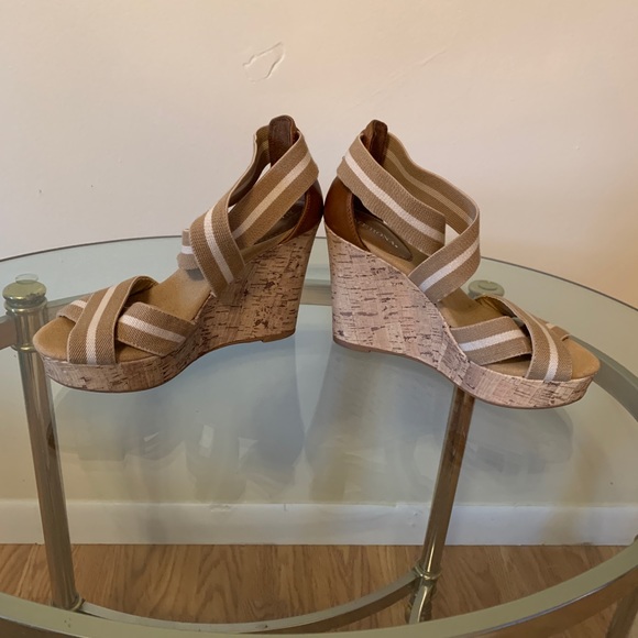 Cork Wedge Heels - Picture 4 of 4